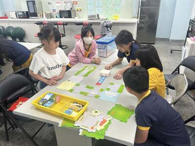 114年5月三年級程式積木教學(智高機器人)圖片